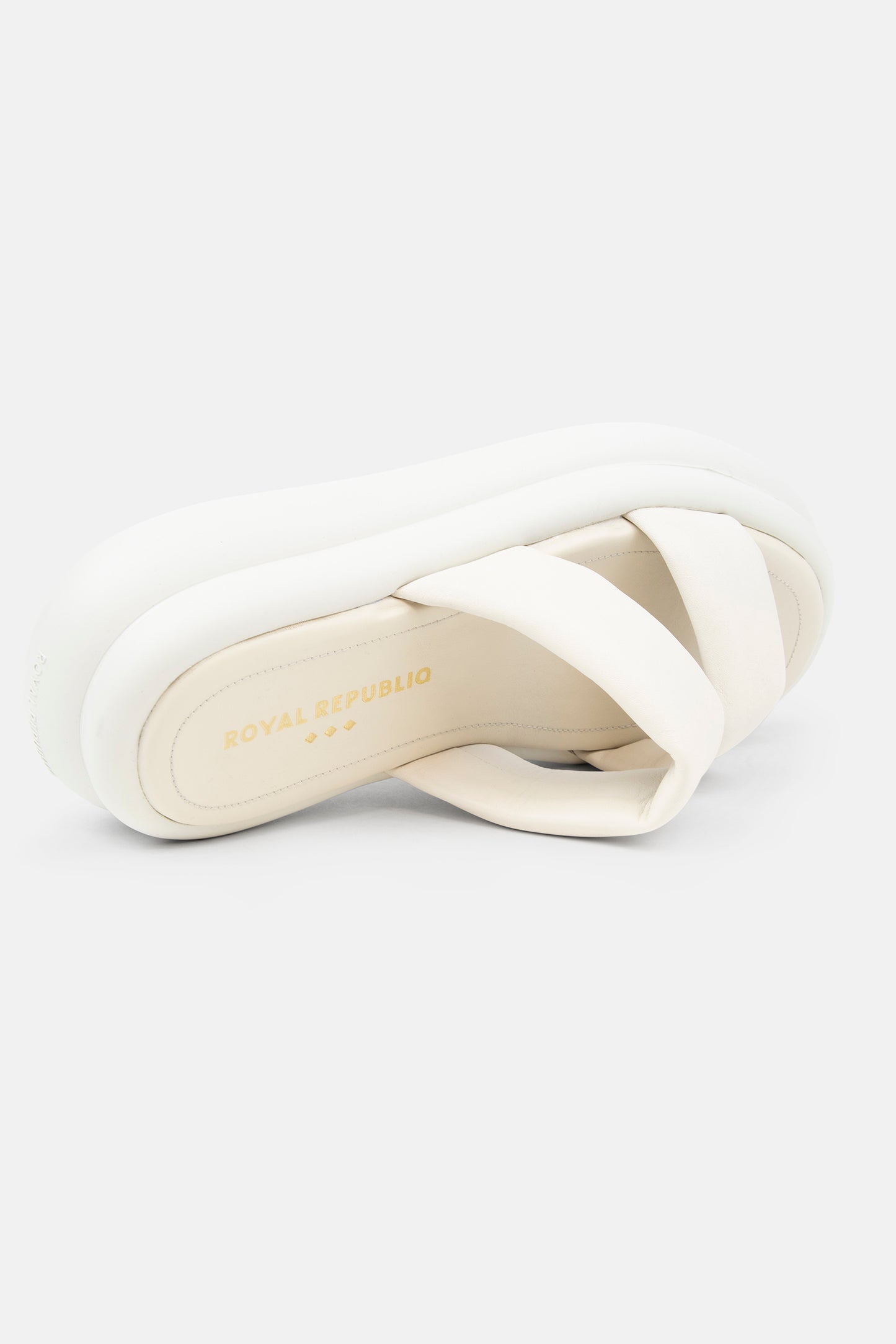Flo Sandal | Off White