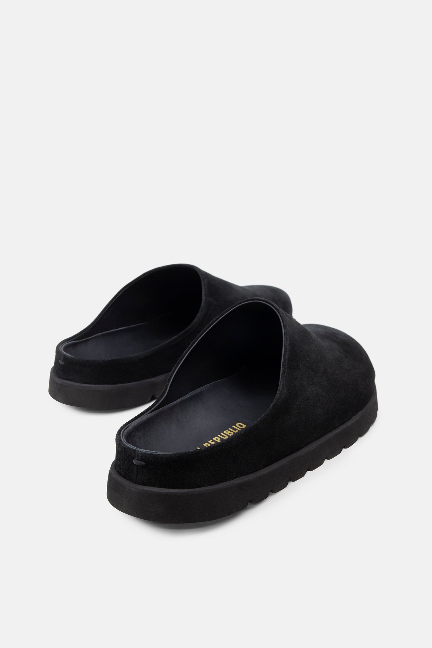 Pause Comfort Slip On | Black