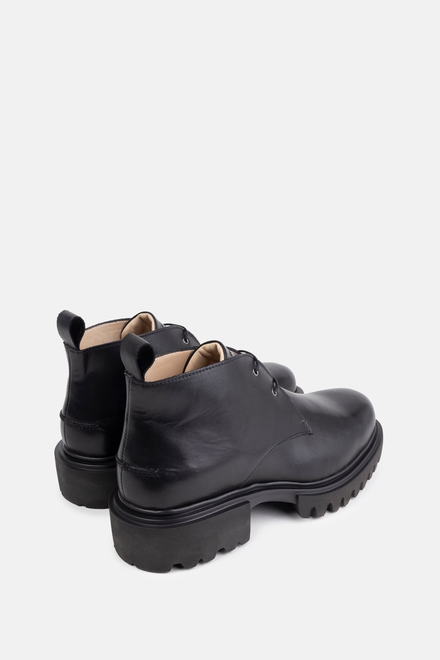 Protect Chukka | Black